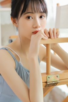 美剧《偷偷》免费观看